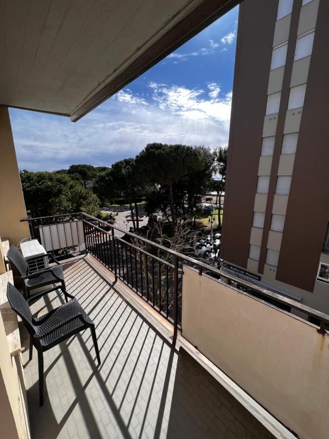 Fiuri De Tapo Apartamento Grado Exterior foto